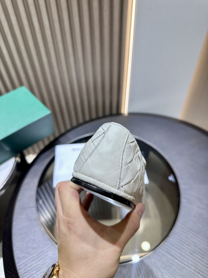 BOTTEGA VENETA SNEAKER COPSHPE BV-52