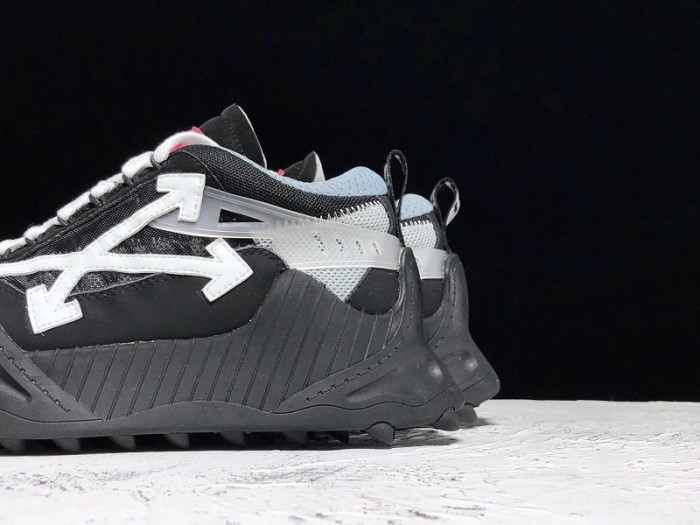 OF C/O ODSY-1000 SNEAKER   KICKZE OW-1