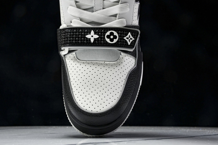 LVT  SNEAKERS   COPSHOE  L&V-trainer 13