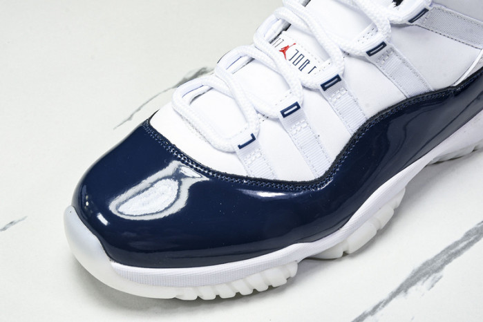 Air Jordan 11  LH0296-400