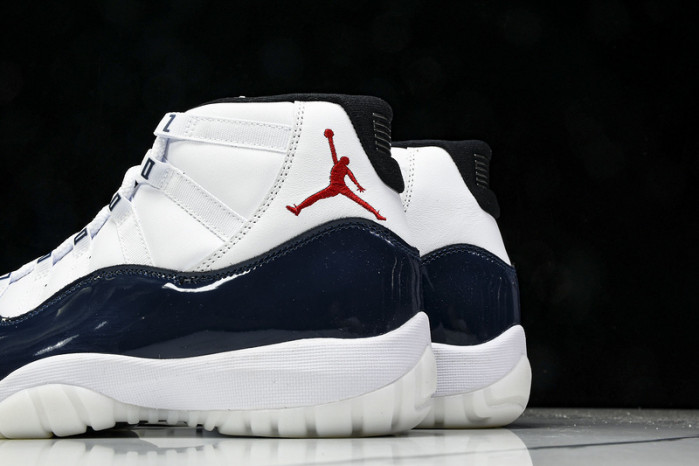 Air Jordan 11  LH0296-400