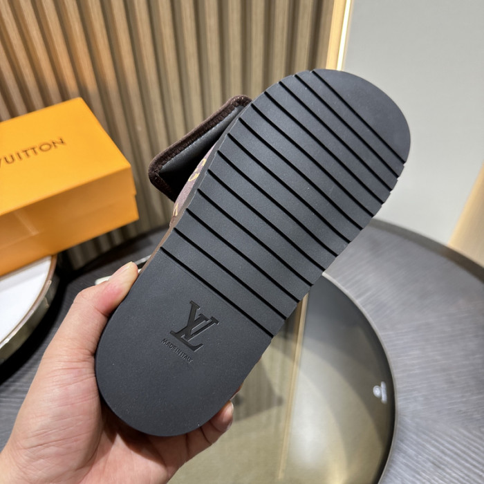 LVT SLIDE COPSHOE LVS-117