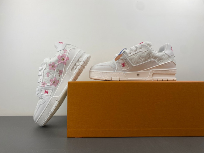 LVT  SNEAKERS   COPSHOE  L&V-trainer 28