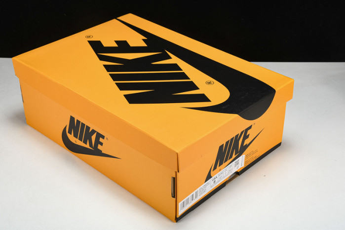 Air Jordan 1 High OG "Yellow Toe" 555088-711
