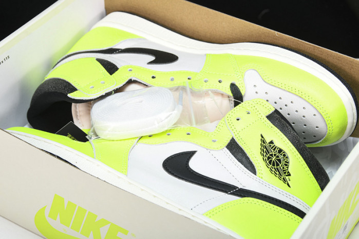 Air Jordan 1 Volt Visionaire 555088-702