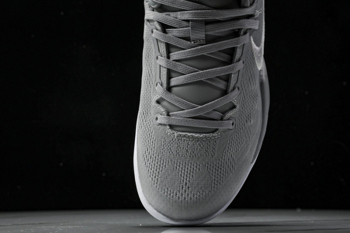 Nike Kobe 8 Protro “Wolf Grey”  HF9550-002