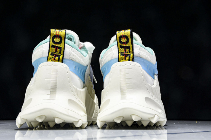 OF C/O ODSY-1000 SNEAKER   KICKZE OW-25