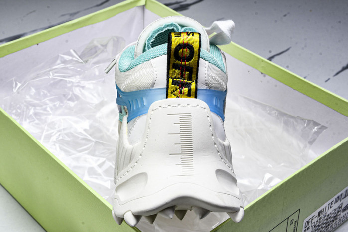 OF C/O ODSY-1000 SNEAKER   KICKZE OW-25