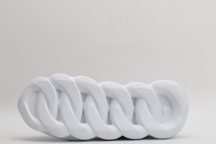 VERSA CHAIN REACTION SNEAKERS  COPSHOE  VR-20