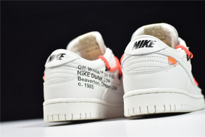 OF X FUTURA X NIKE DUNK CT0856-900
