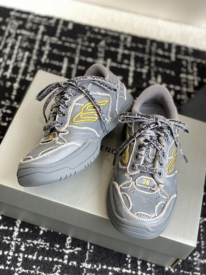 BL Hamptons Worn-Out  -COPSHOE BL - WO 02