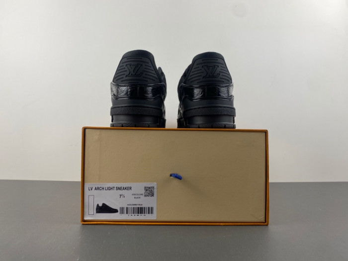 LVT  SNEAKERS   COPSHOE  L&V-trainer 57