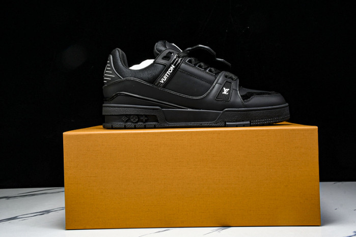 LVT  SNEAKERS   COPSHOE  L&V-trainer 63