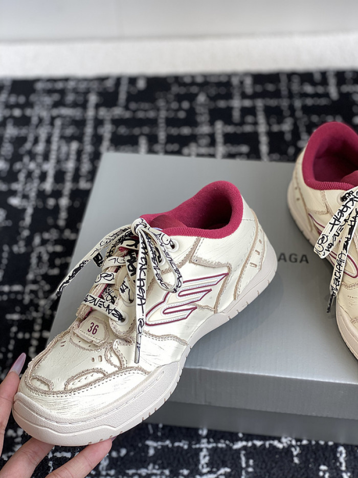 BL Hamptons Worn-Out  -COPSHOE BL - WO 06