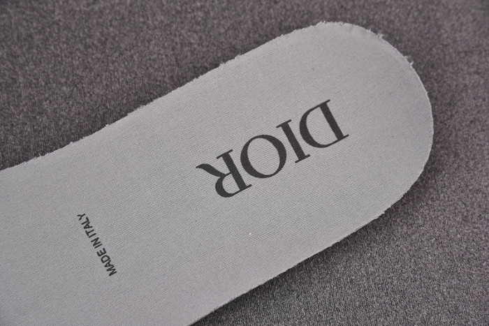 D1R* B27  SNEAKER  KICKZE DR-41