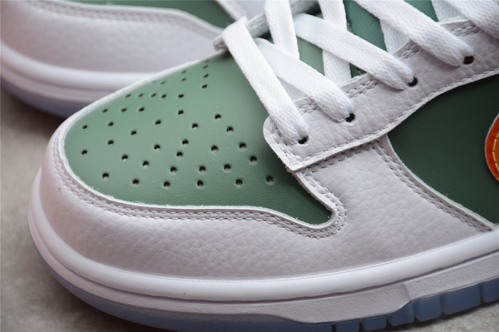 Nike Dunk Low NY vs. NY - DN2489-300