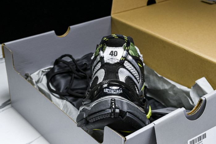 BL TRAINERS TRACK -COPSHOE BL 338