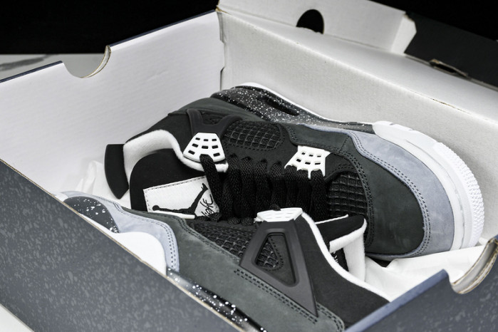 Air Jordan 4 “Fear” FQ8138-002