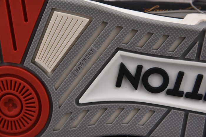 LVT  SNEAKERS   KICKZE L&V-43