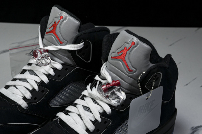 Air Jordan 5 Black Metallic Reimagined HF3975-001
