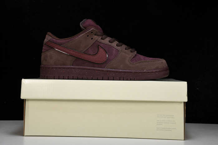 Nike SB Dunk Low "Valentine