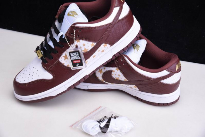 S*UPRE*ME X NIKE SB DUNK LOF DH3228-100