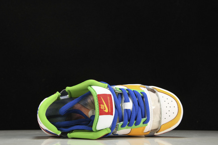 Nike SB Dunk Low Sandy Bodecker FD8777-100