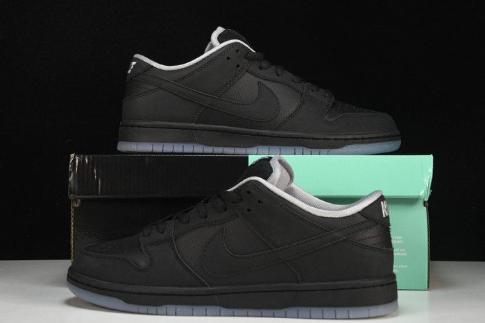 Nike SB Dunk Low Atlas 35MM Black  504750-086