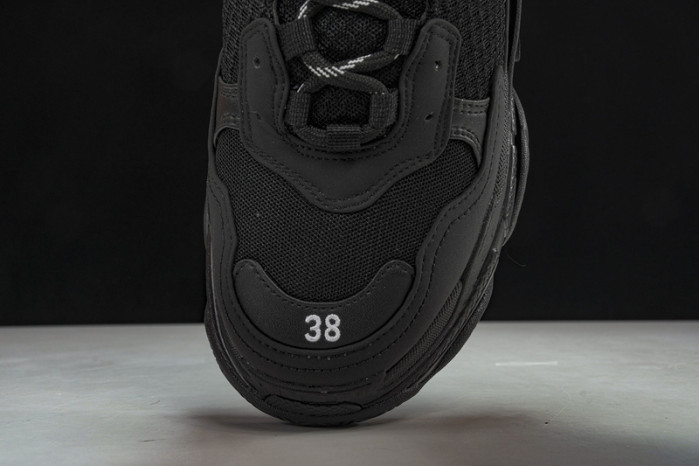 BL TRIPLE S TRAINERS    -KICKZE BL71