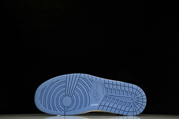 OFF-WHITE x Travis Scott x Air Jordan 1 OW  DM7866-180