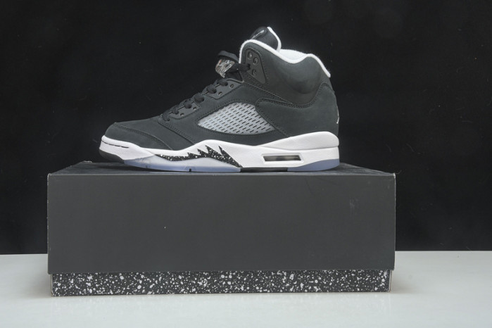 AirJordan 5 Retro Oreo CT4838-011