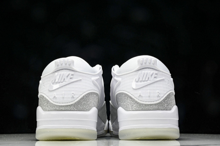 Air Jordan 4 RM "Neutral Grey" FQ7939-105