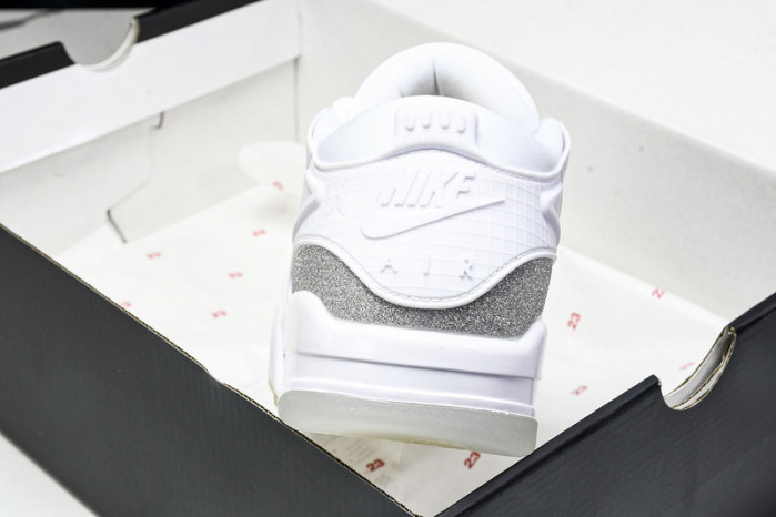 Air Jordan 4 RM "Neutral Grey" FQ7939-105