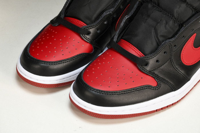 Jordan 1 Retro Low Bred (2015) - 705329-001