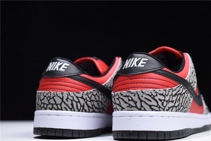 s*upre*me x Dunk Low Premium SB 