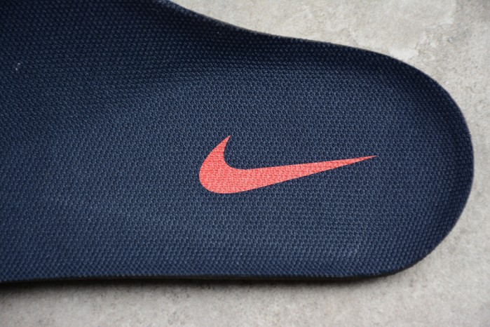 Nike mens  Air Max 97 SE "Pull Tab"  AQ4126-400