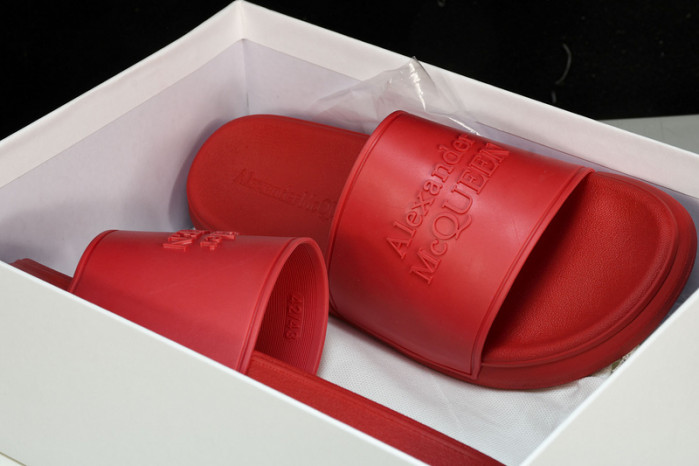 mcqueen  slide cophsoe MQS-04