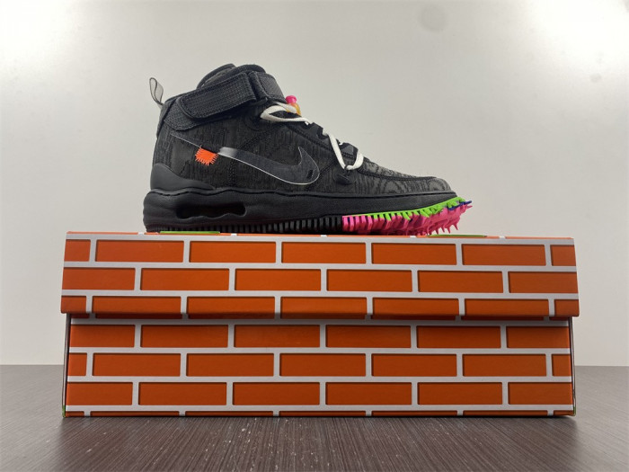 OF x Nike Air Force 1 Mid  DO6290-001