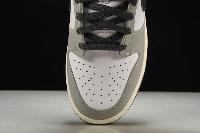 Dunk Low Light Smoke Grey (W) - DD1503-117