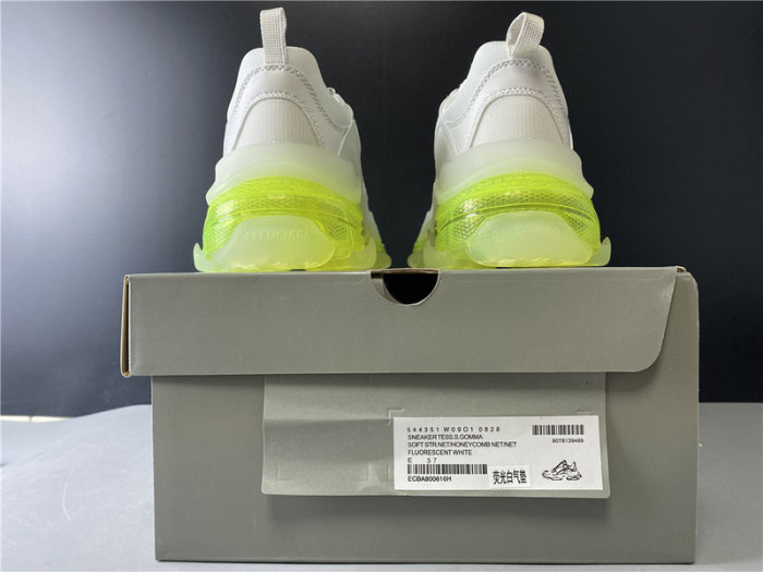 BL TRIPLE S TRAINERS CLEAR SOLE LIGHT GREEN    545325 W09O1 9844