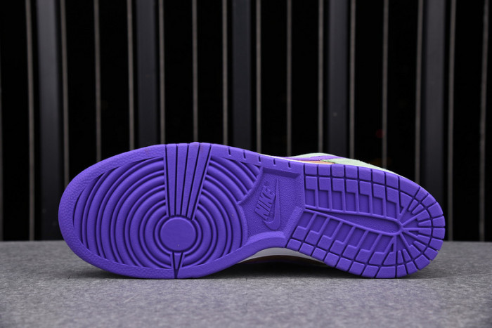 Nike Dunk Low Veneer (2020) - DA1469-200