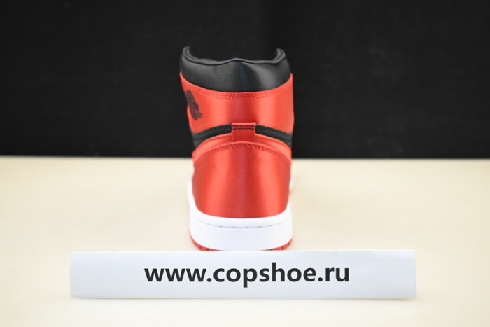 Air Jordan 1 High OG WMNS Satin Bred FD4810-061