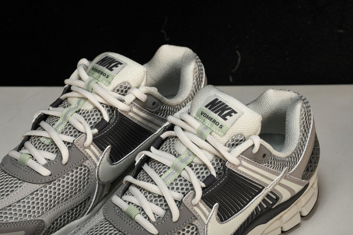 Nike Zoom Vomero 5 “Cobblestone” FB8825-001