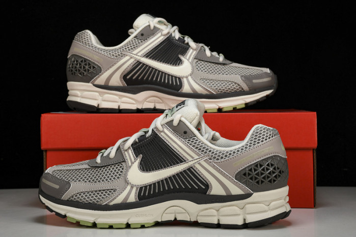 Nike Zoom Vomero 5 “Cobblestone” FB8825-001