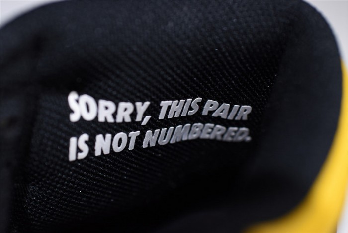 Air Jordan 1 No Ls Varsity Maize 861428-107