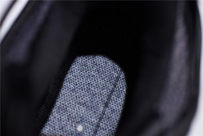 BL Track Black Grey Red 542023  W1GB1 6212