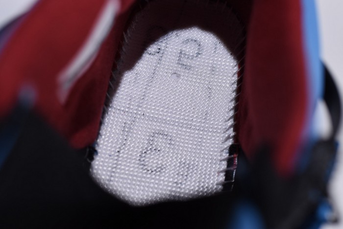 Travis Scott x Air Jordan 4 “Houston Oilers”  University Blue 308497-406