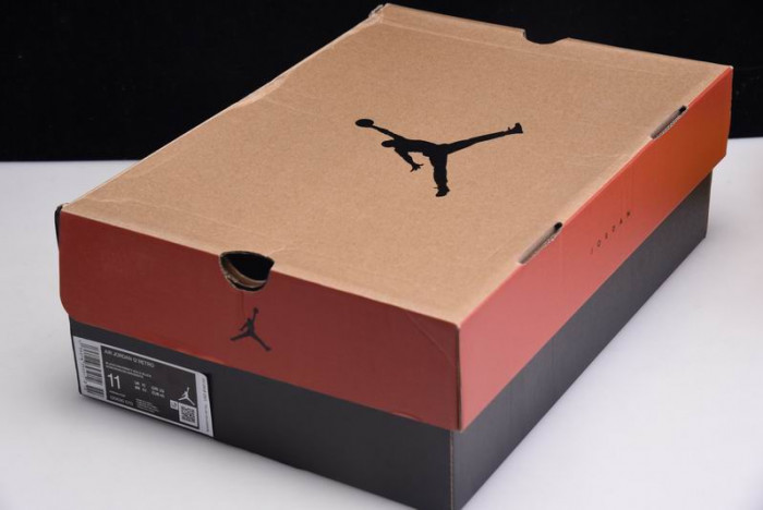 Air Jordan 12 “University Gold” 130690-070