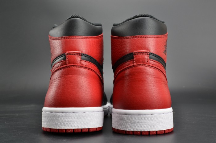 Air Jordan 1 Retro High OG “Banned” red mens  555088-001