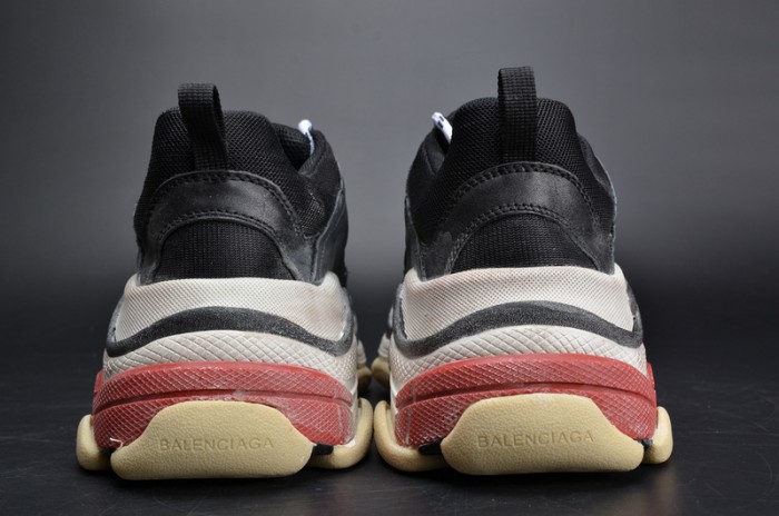 BL 17FW TRIPLE S TRAINER  BLACK/ RED MENS W05M23972